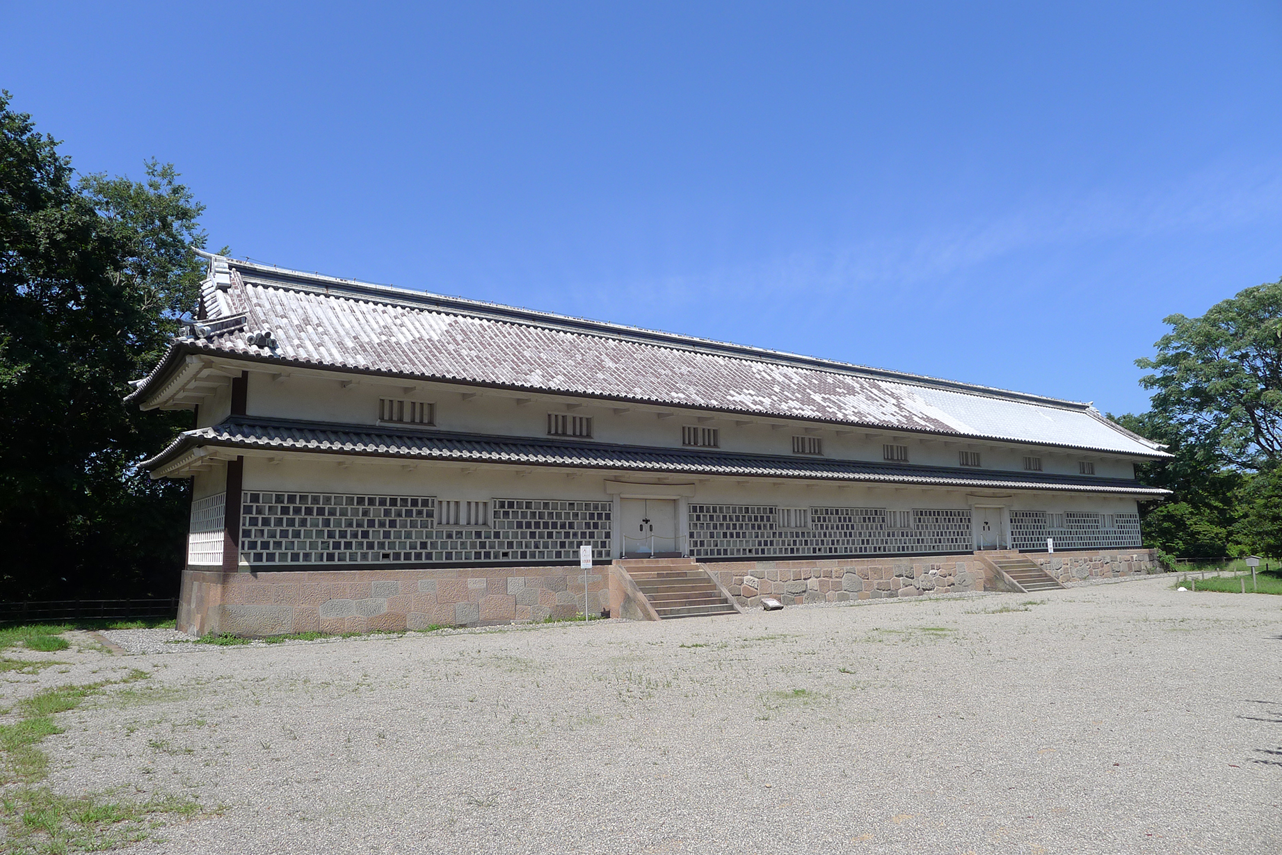 三十間長屋（重要文化財）