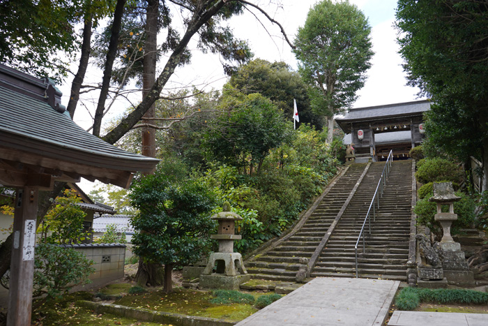 松江城山稲荷神社（まつえじょうざんいなりじんじゃ）